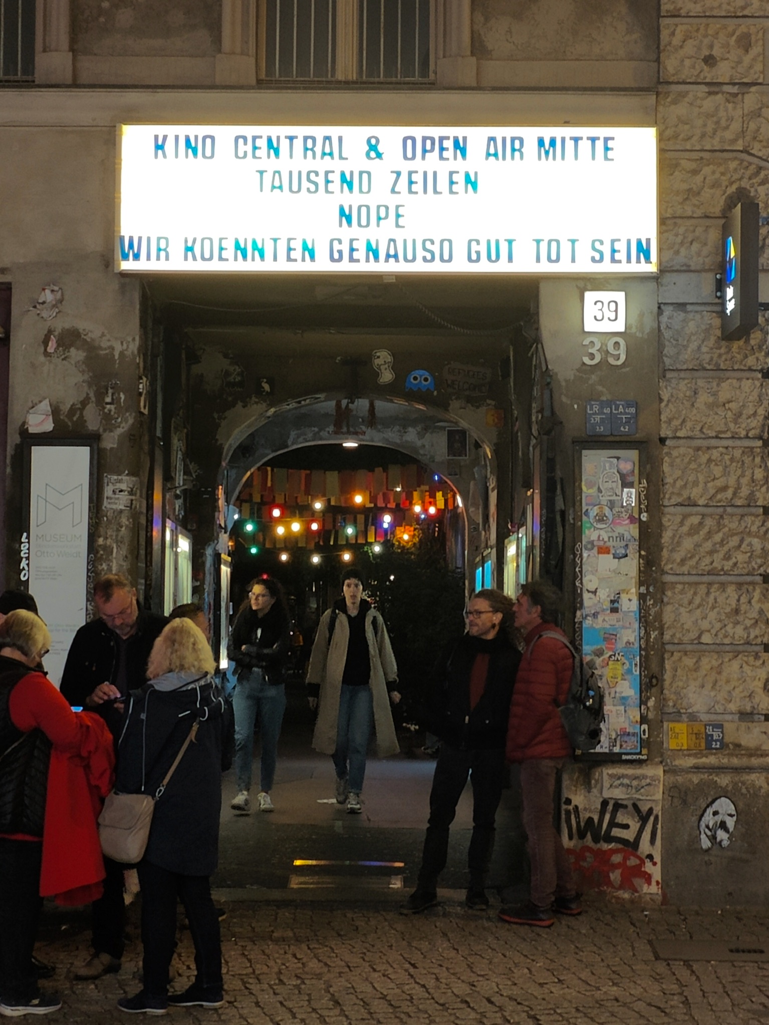 Mushroom 110 - Photo 2